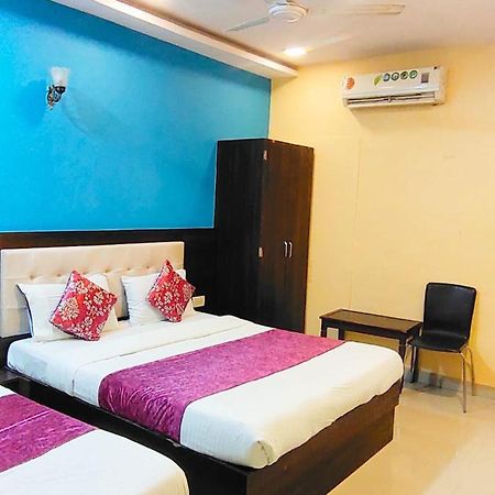 Hotel Golden Galaxy - Santacruz East Mumbai Exterior foto
